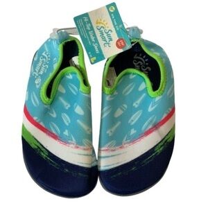 NWT. AQUA LEISURE Sun Smart Hi-Top Water Shoes